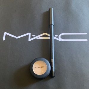 Mac makeup bundle